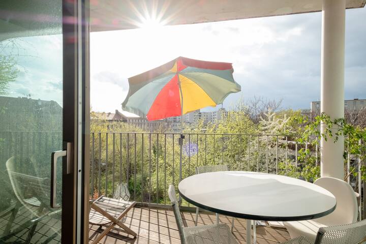 Lichtdurchflutet mit 2 Balkonen gallery image 2