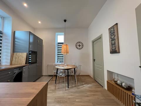 Réka's Corner - A Modern Home in the Town Centre