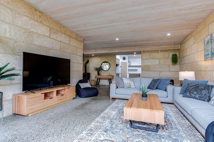 Stonehaven Lodge gallery image 2