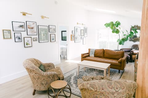 Popular Airbnb listing: Stylish New Apartment Near Willard Beach w/ Yard in South Portland