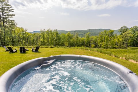 NEW Stunning Mntn Views, Heated Pool, H/Tub, Sauna