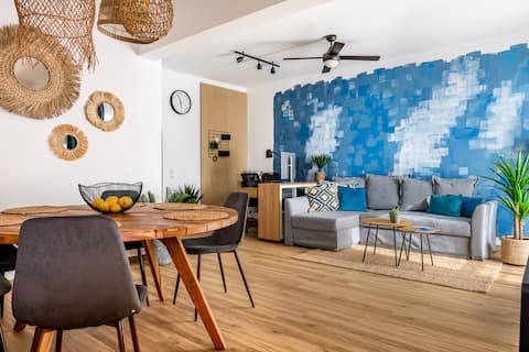 Imóvel de sucesso: Charming Meets Modern Comfort | T2 Apartment em Ferragudo
