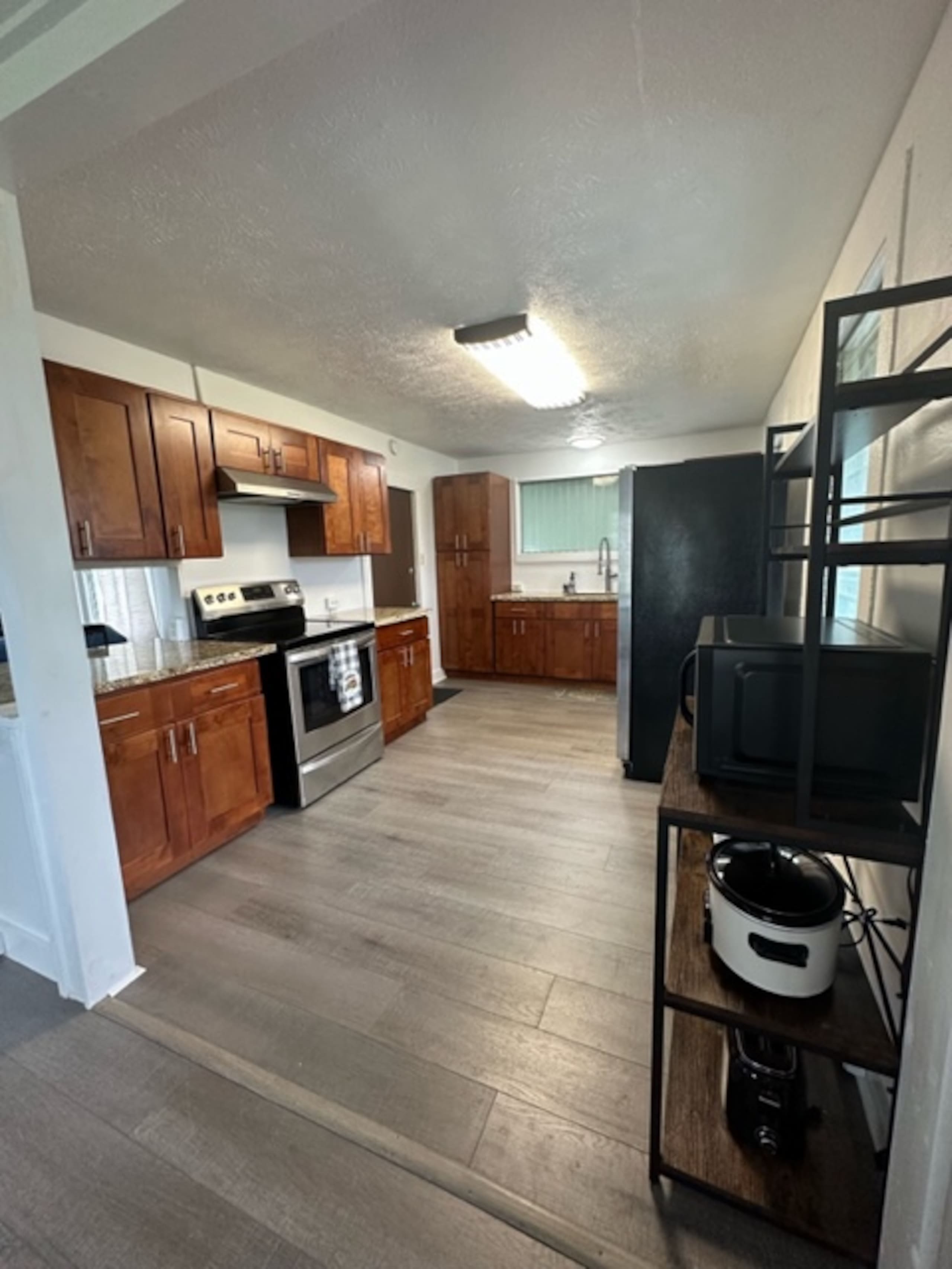 Cozy 2 bedroom near Volcano Park - Photo 3