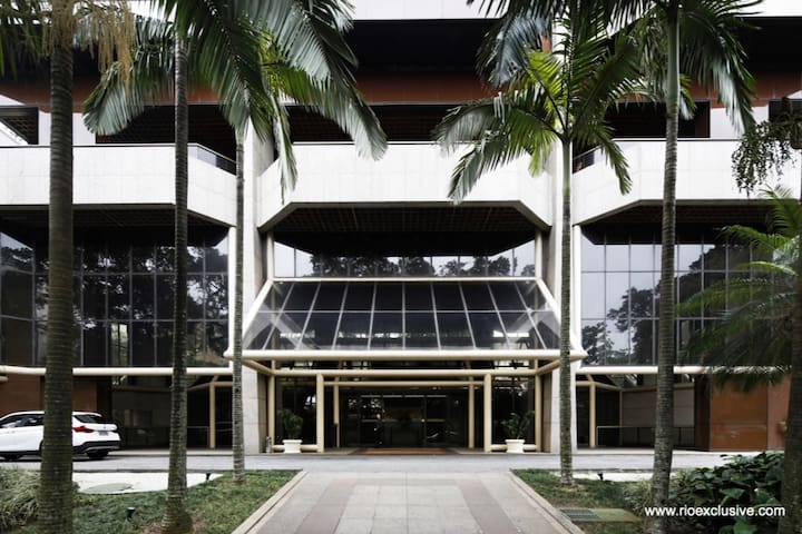 Apart-Hotel Serviços 2Quartos Vista Mar de Ipanema