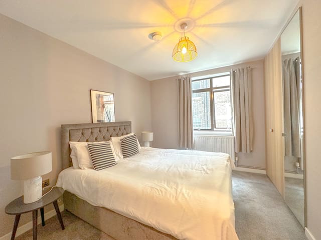 Spacious 3Bed Baker St/2bath gallery image 3