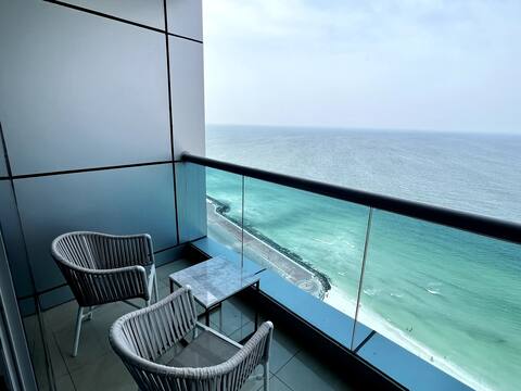 Luxury full sea view flat