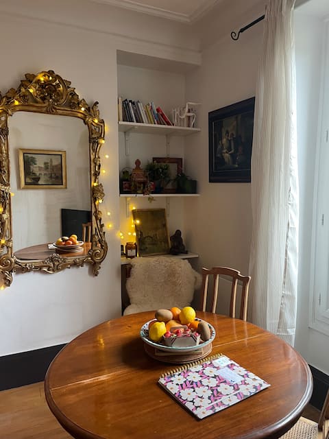 Airbnb performant: Charming appartment, near metro & La Defense Arena à Neuilly Sur Seine