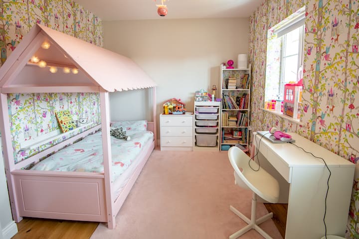 Second of the children's bedrooms located on the second floor, this room has been fitted with blackout blinds