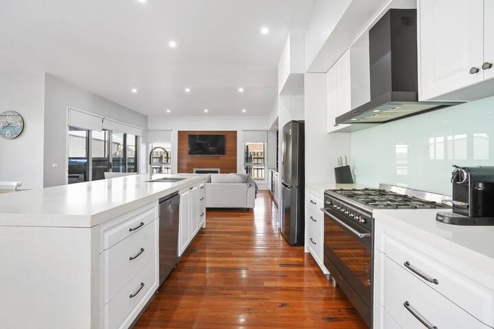 Casa Di Mare – Spacious Home gallery image 5