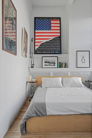 Massive Designer Apartment in Union Square gallery image 5