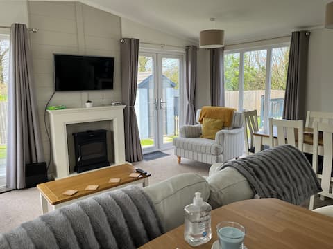 Top performing Airbnb: Lodge in St Merryn in St. Merryn