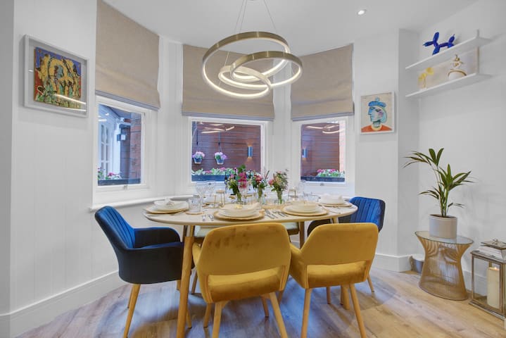 Incredible apart harrods,museums gallery image 5