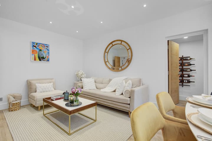 Incredible apart harrods,museums gallery image 3