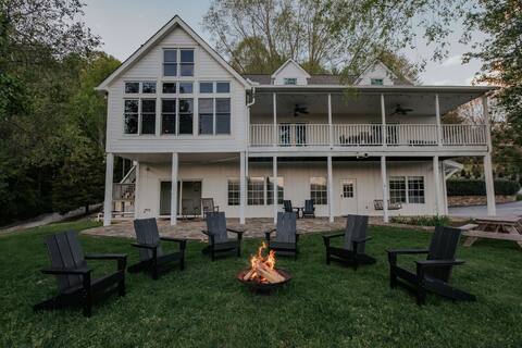 Entire Modern Farmhouse Lake Glenville view