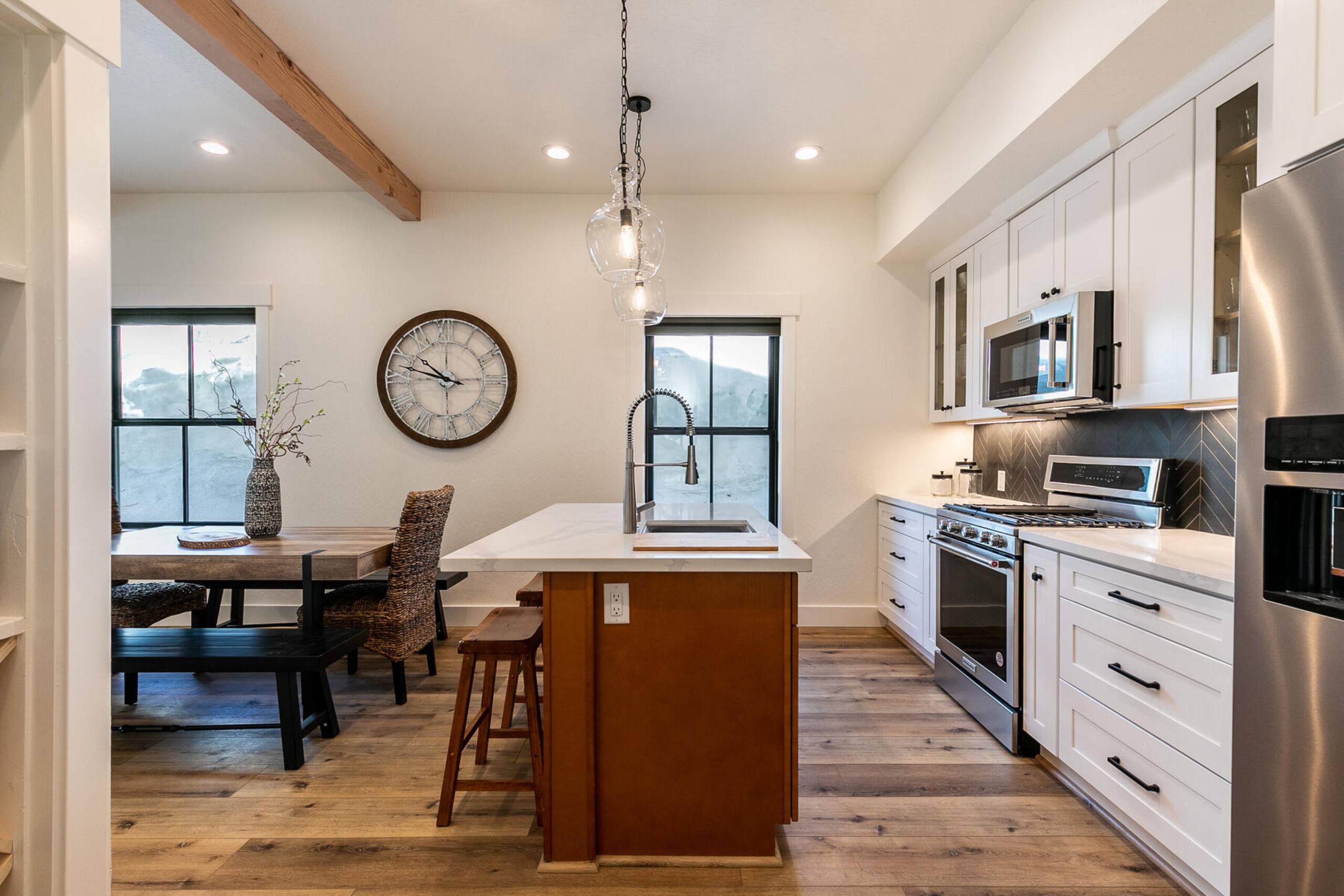 Mountain Modern Home Steps from Downtown Truckee - Photo 10