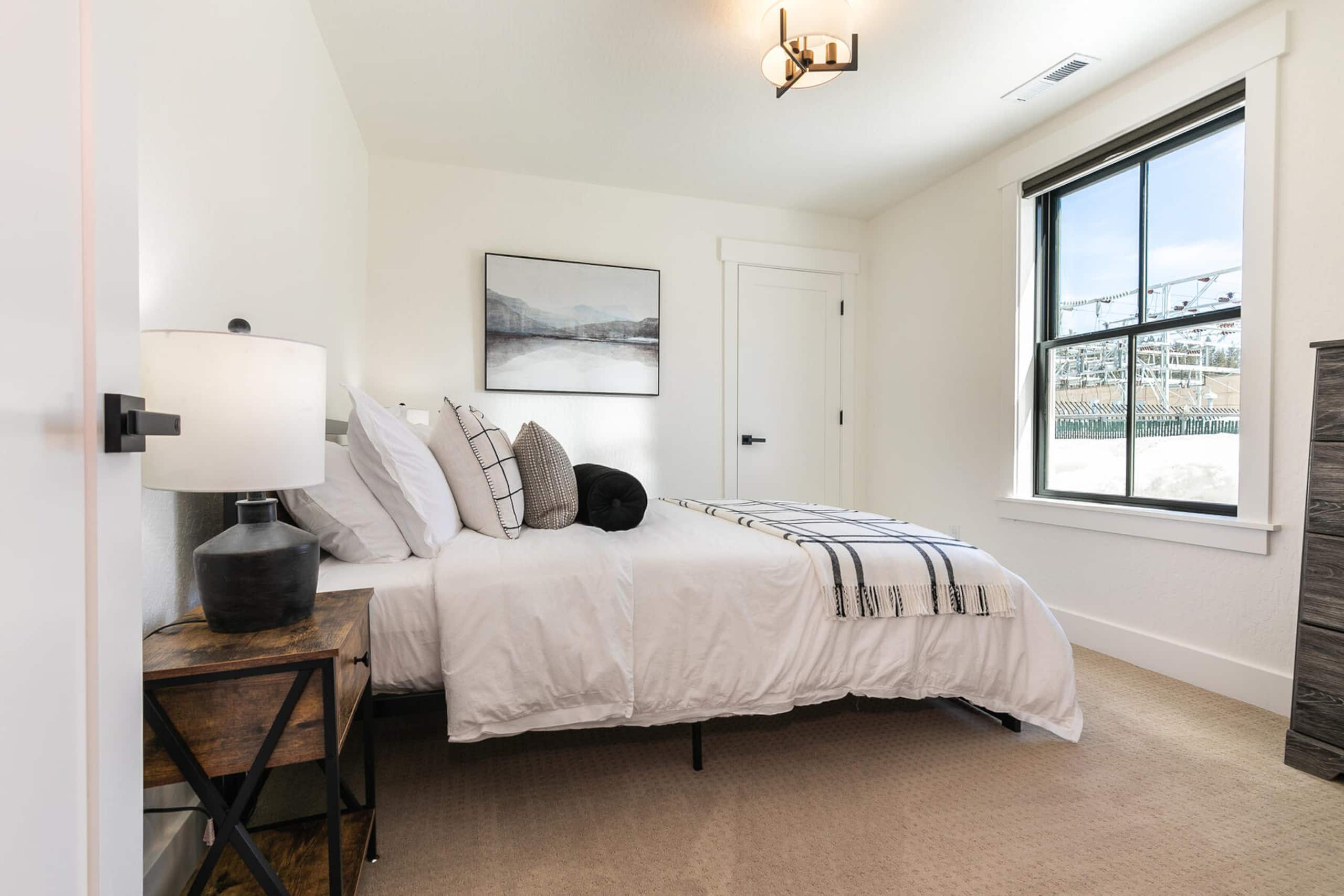 Mountain Modern Home Steps from Downtown Truckee - Photo 32