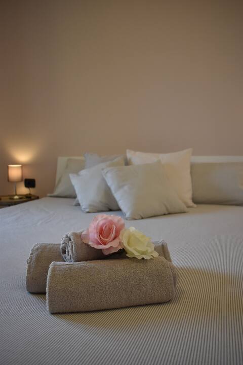Cozy Apartment in the Center, Near Malpensa