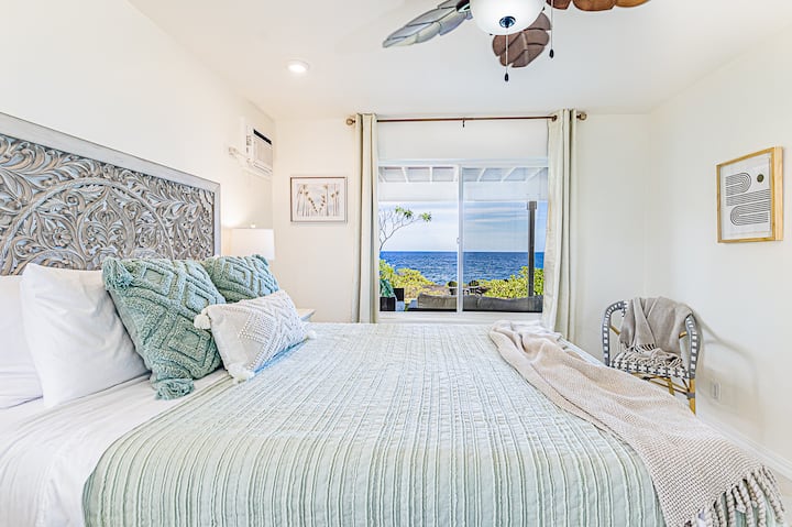 ¡Dormitorio #1 con cama tamaño queen, vestidor y hermosas vistas al océano!
