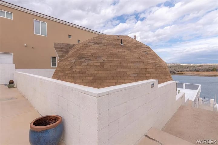 Unique Dome House on River with Private Dock - Dome houses for