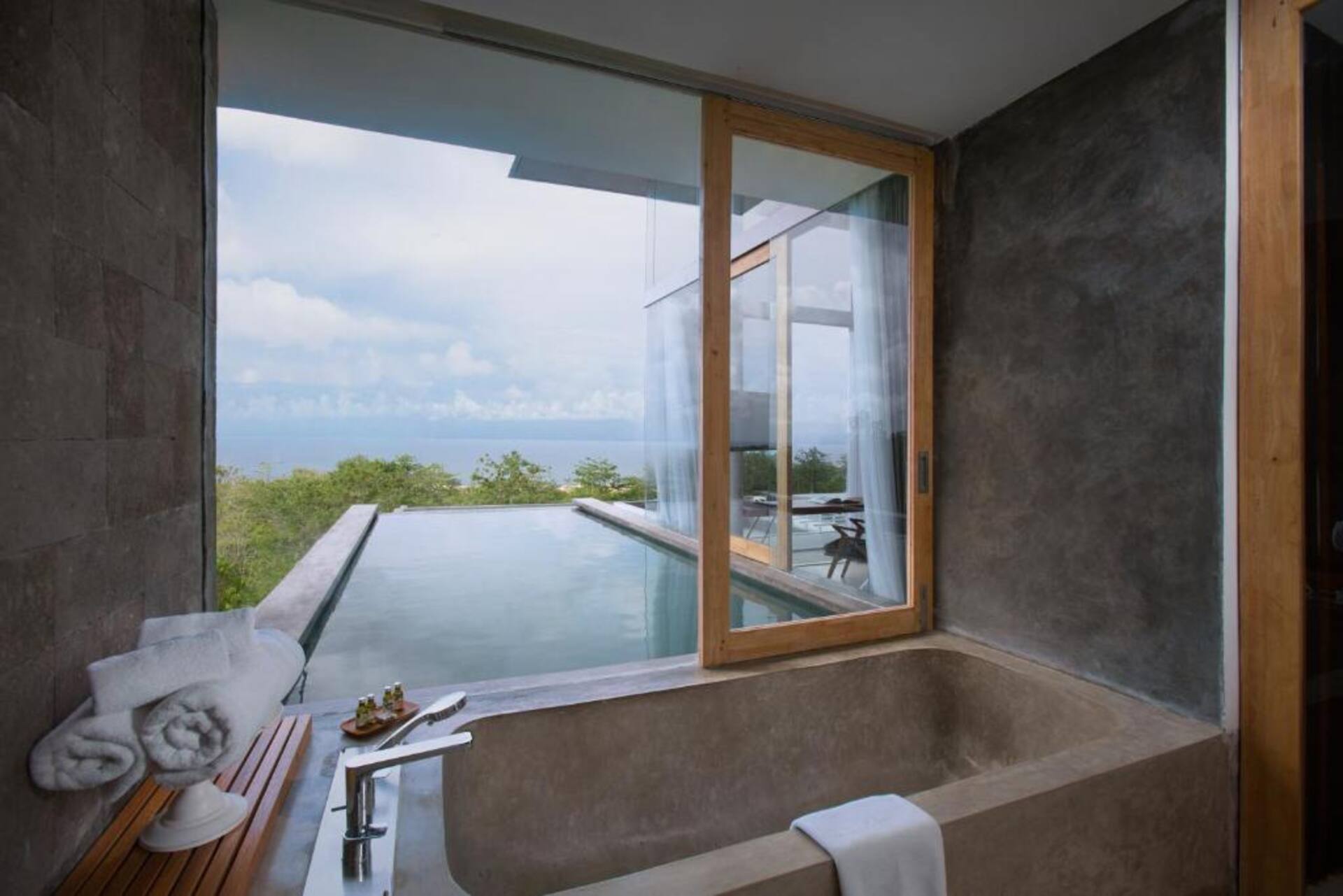Hidden Deluxe Sanctuary Room in Uluwatu