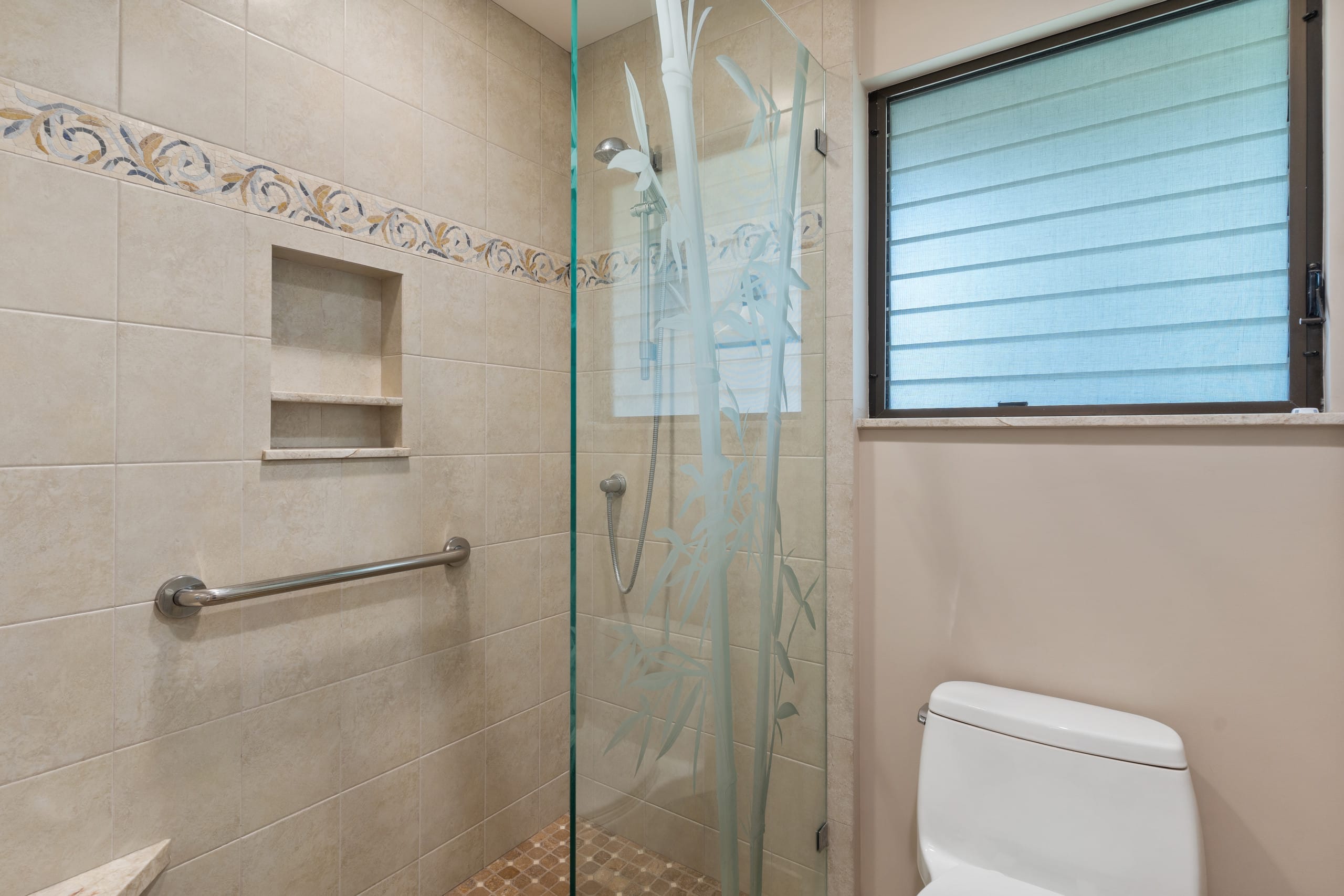 Condo in Kihei · ★4.91 · 1 bedroom · 2 beds · 2 baths - Image 20