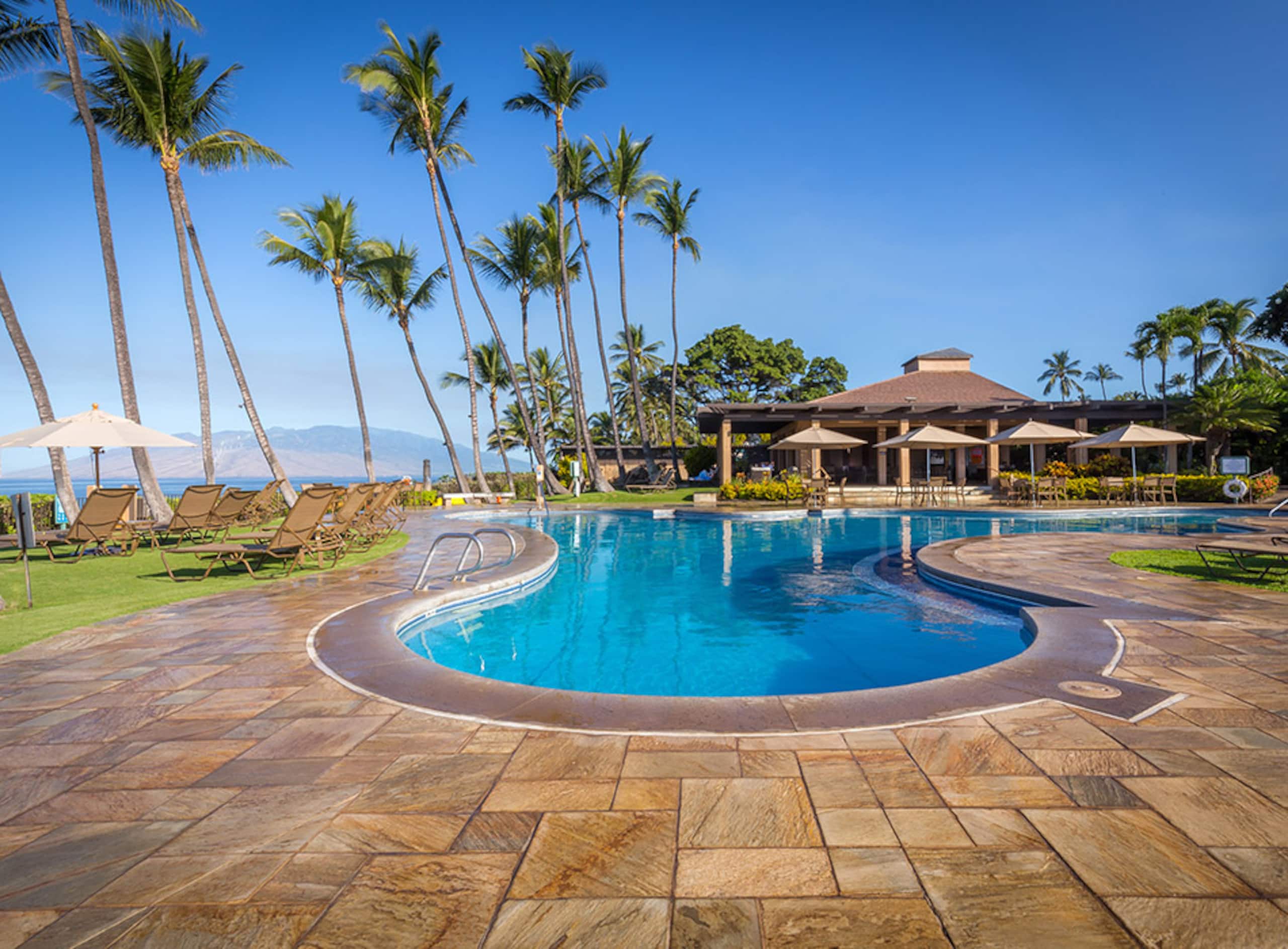 Condo in Kihei · ★4.91 · 1 bedroom · 2 beds · 2 baths - Image 42