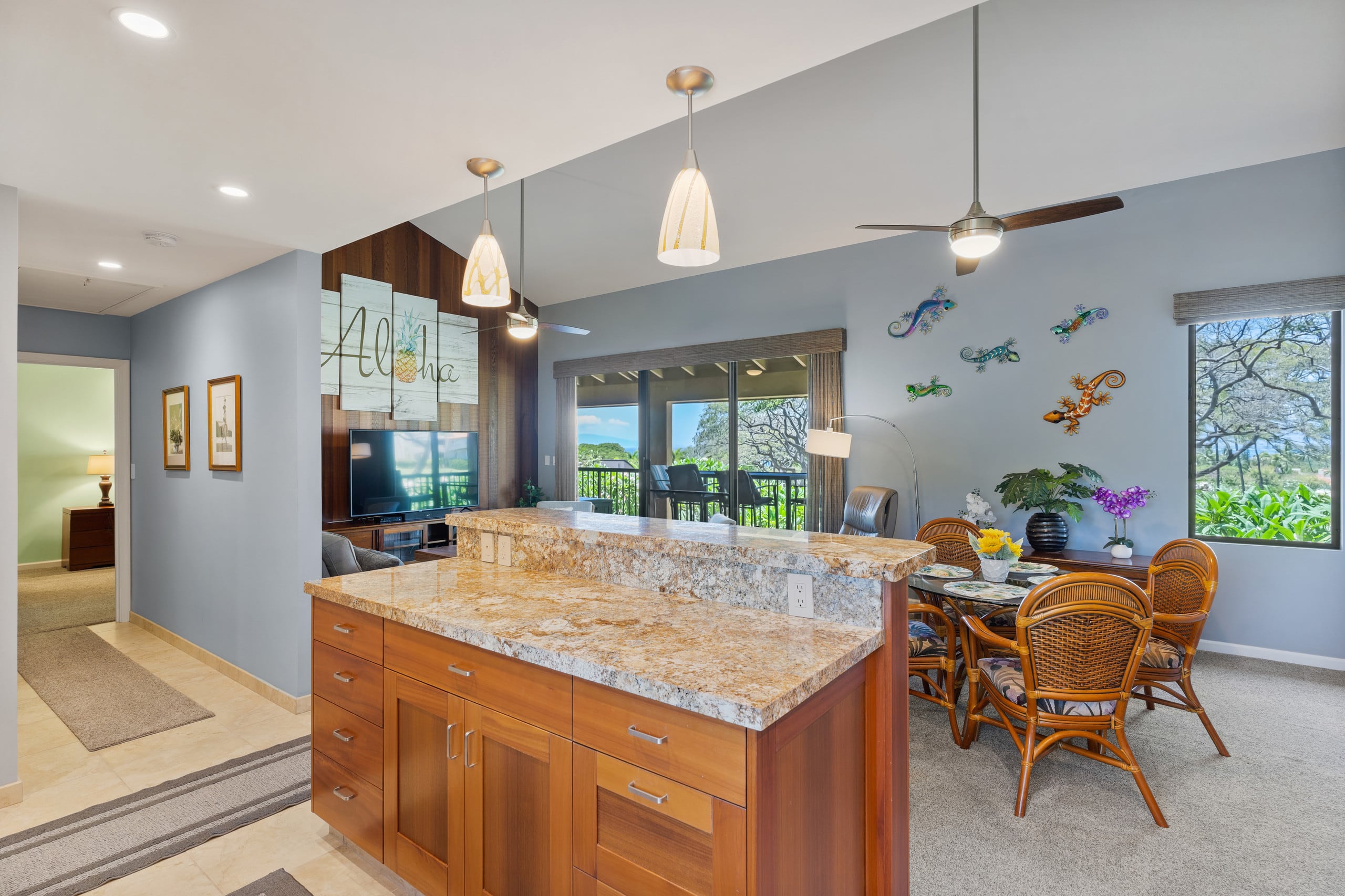 Condo in Kihei · ★4.91 · 1 bedroom · 2 beds · 2 baths - Image 8