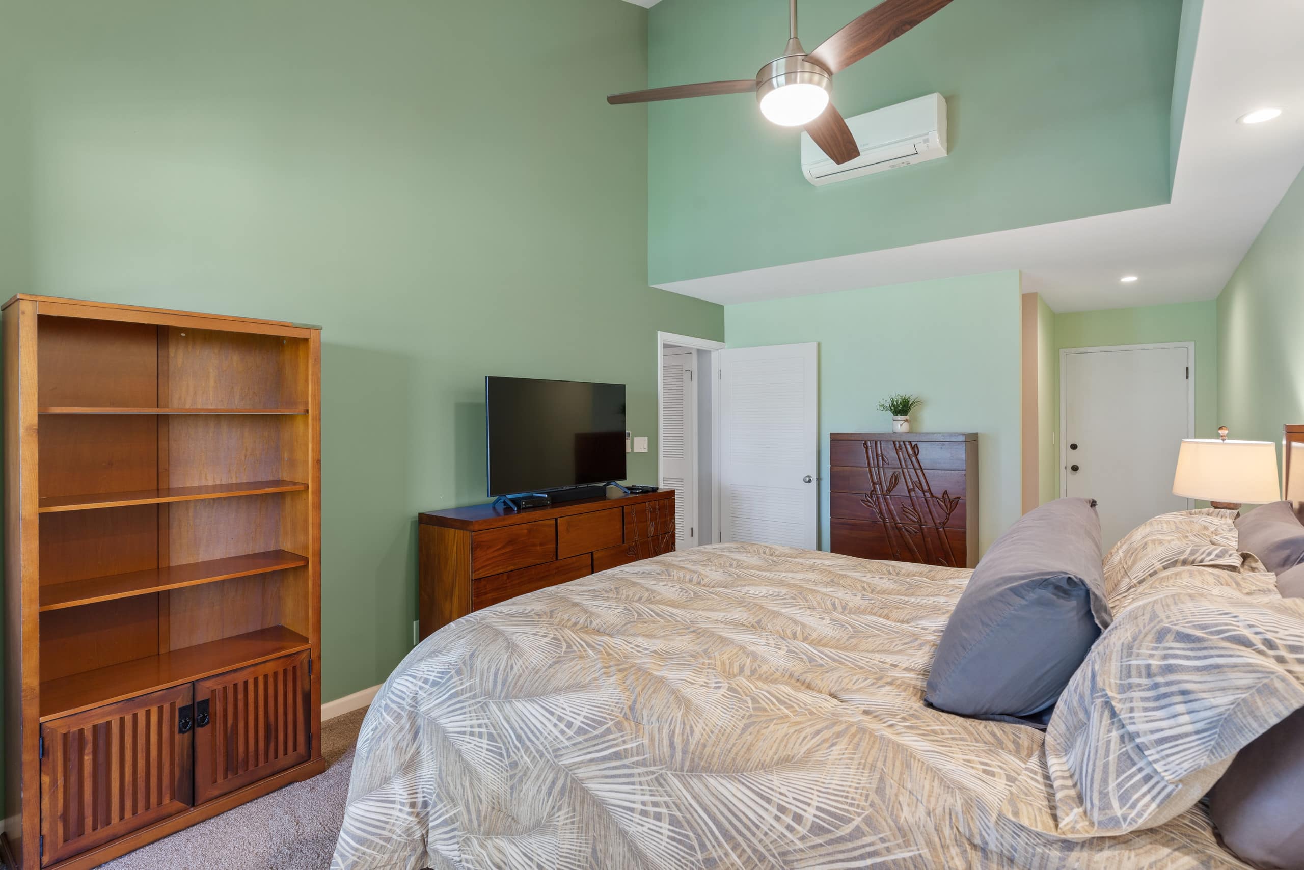 Condo in Kihei · ★4.91 · 1 bedroom · 2 beds · 2 baths - Image 18