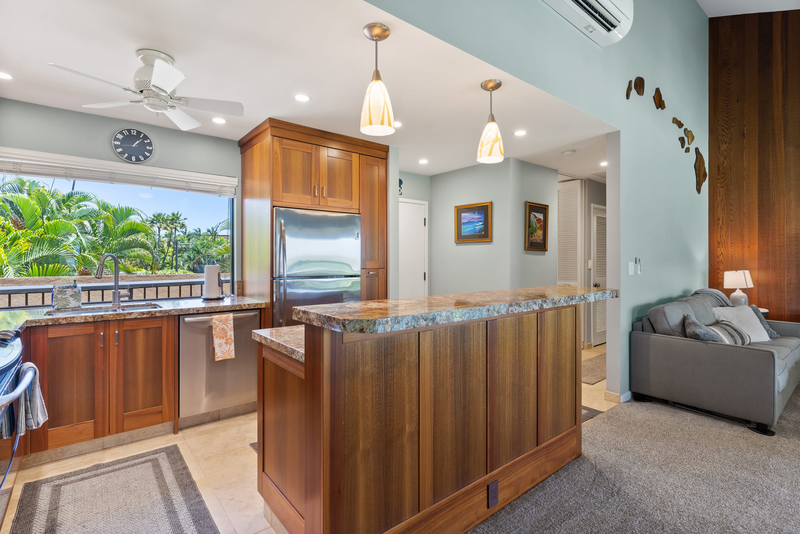 Condo in Kihei · ★4.91 · 1 bedroom · 2 beds · 2 baths - Image 10