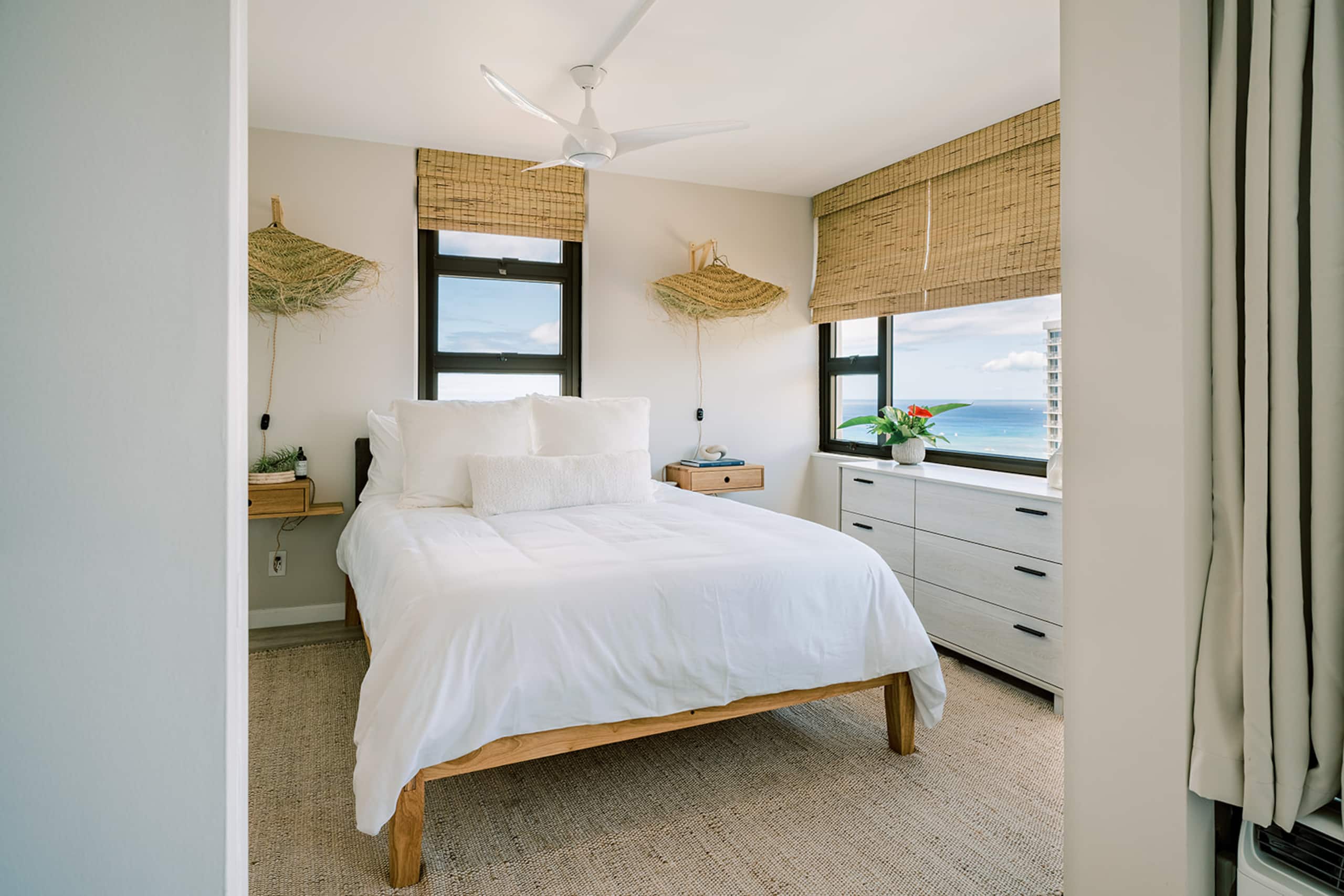Home in Honolulu · ★4.97 · 1 bedroom · 2 beds · 1 bath - Image 1