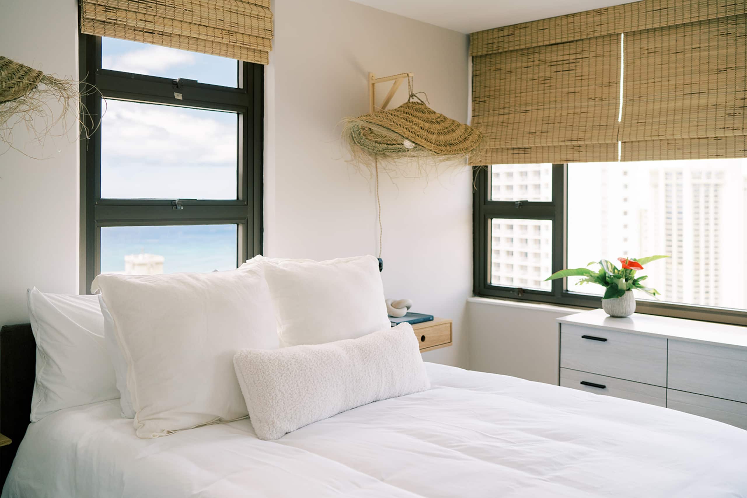 Home in Honolulu · ★4.97 · 1 bedroom · 2 beds · 1 bath - Image 20