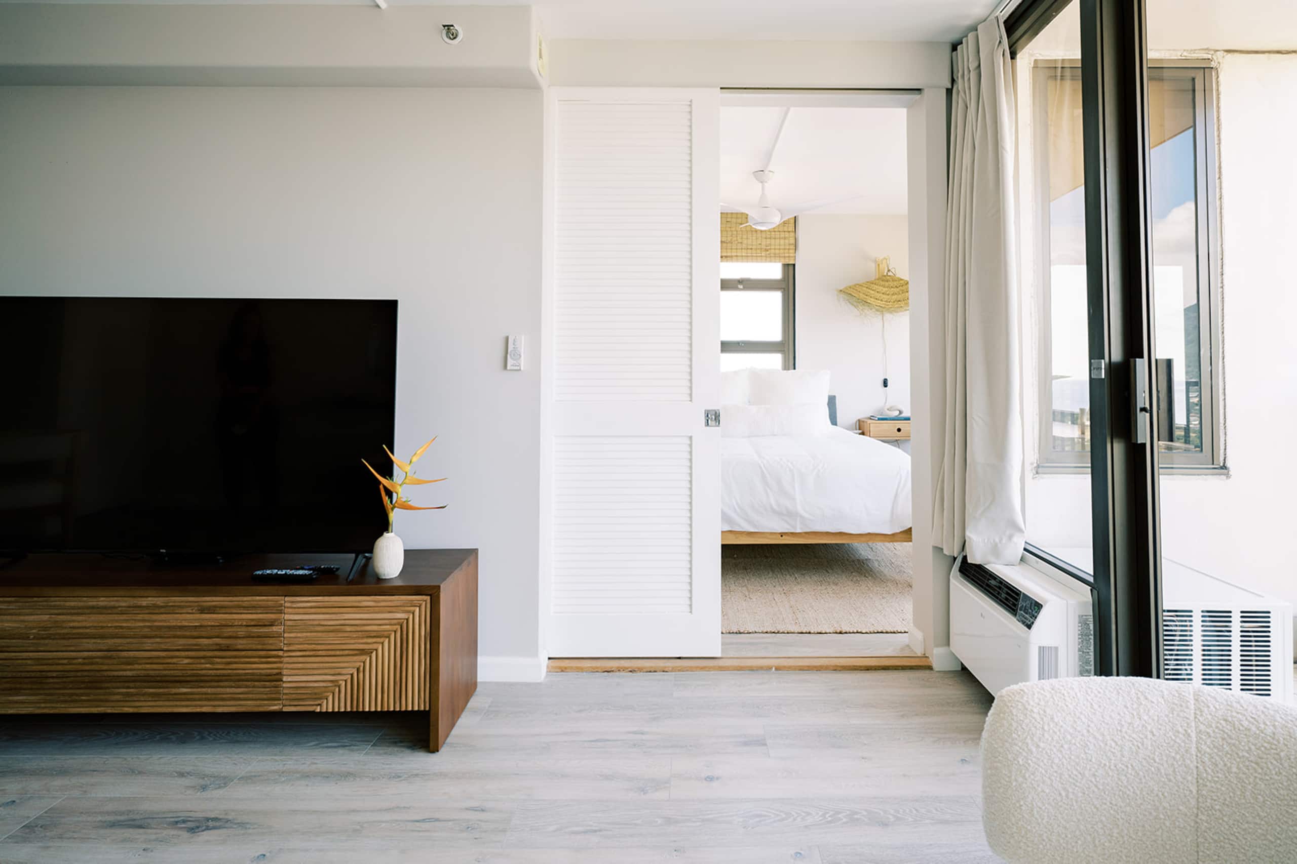 Home in Honolulu · ★4.97 · 1 bedroom · 2 beds · 1 bath - Image 21