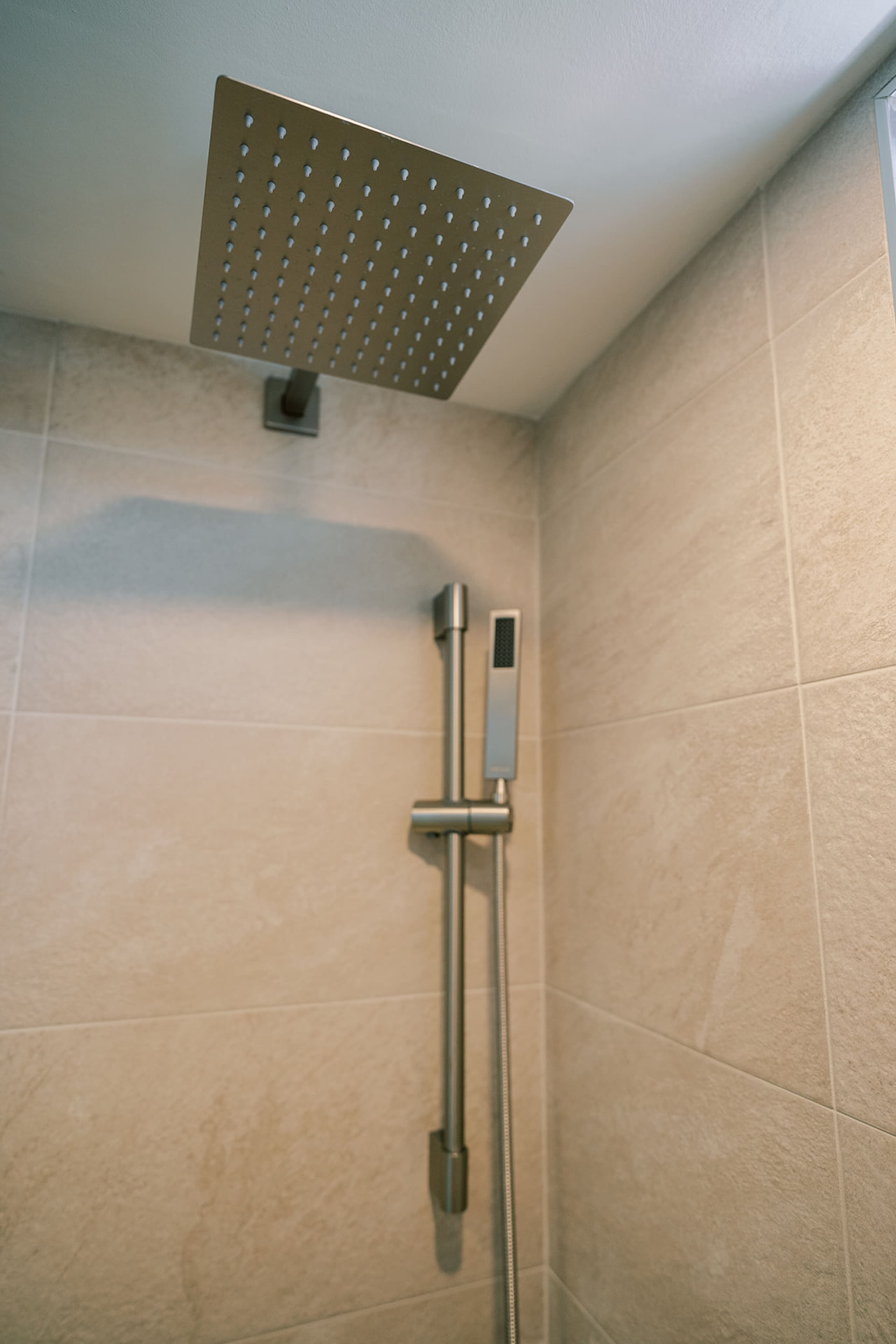 Home in Honolulu · ★4.97 · 1 bedroom · 2 beds · 1 bath - Image 29