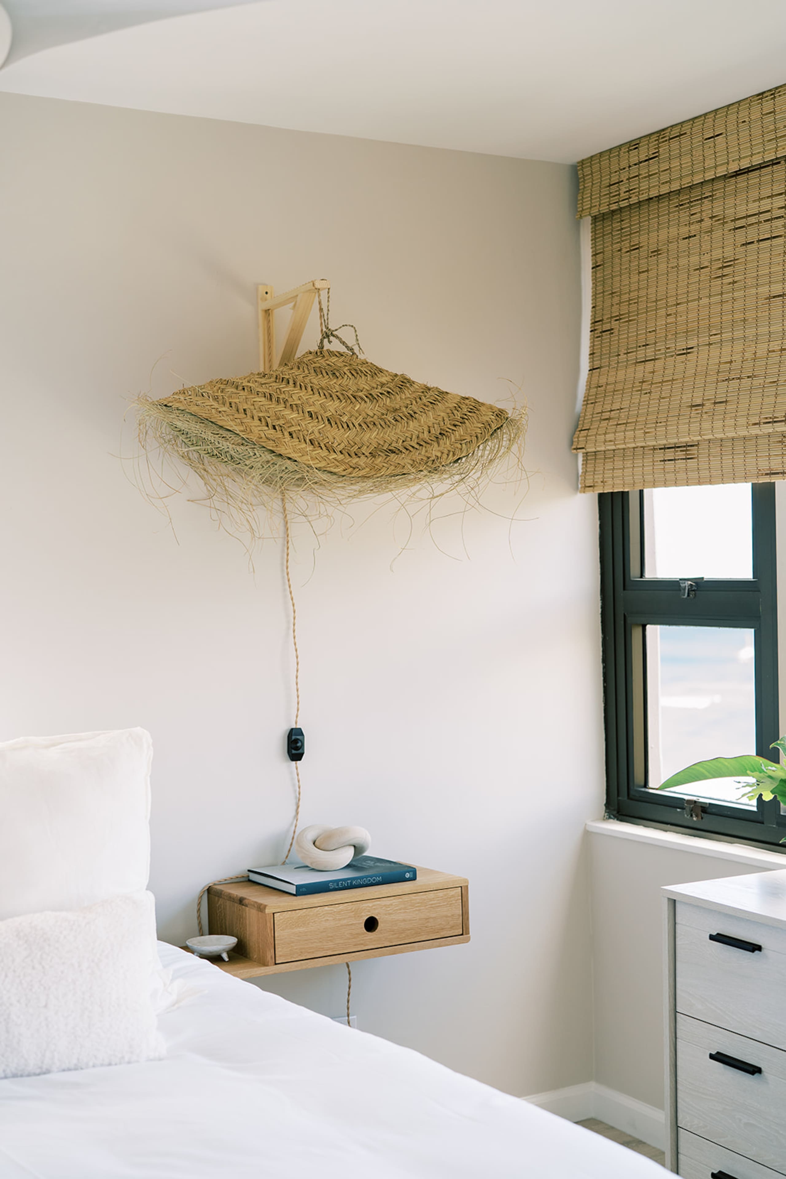Home in Honolulu · ★4.97 · 1 bedroom · 2 beds · 1 bath - Image 24
