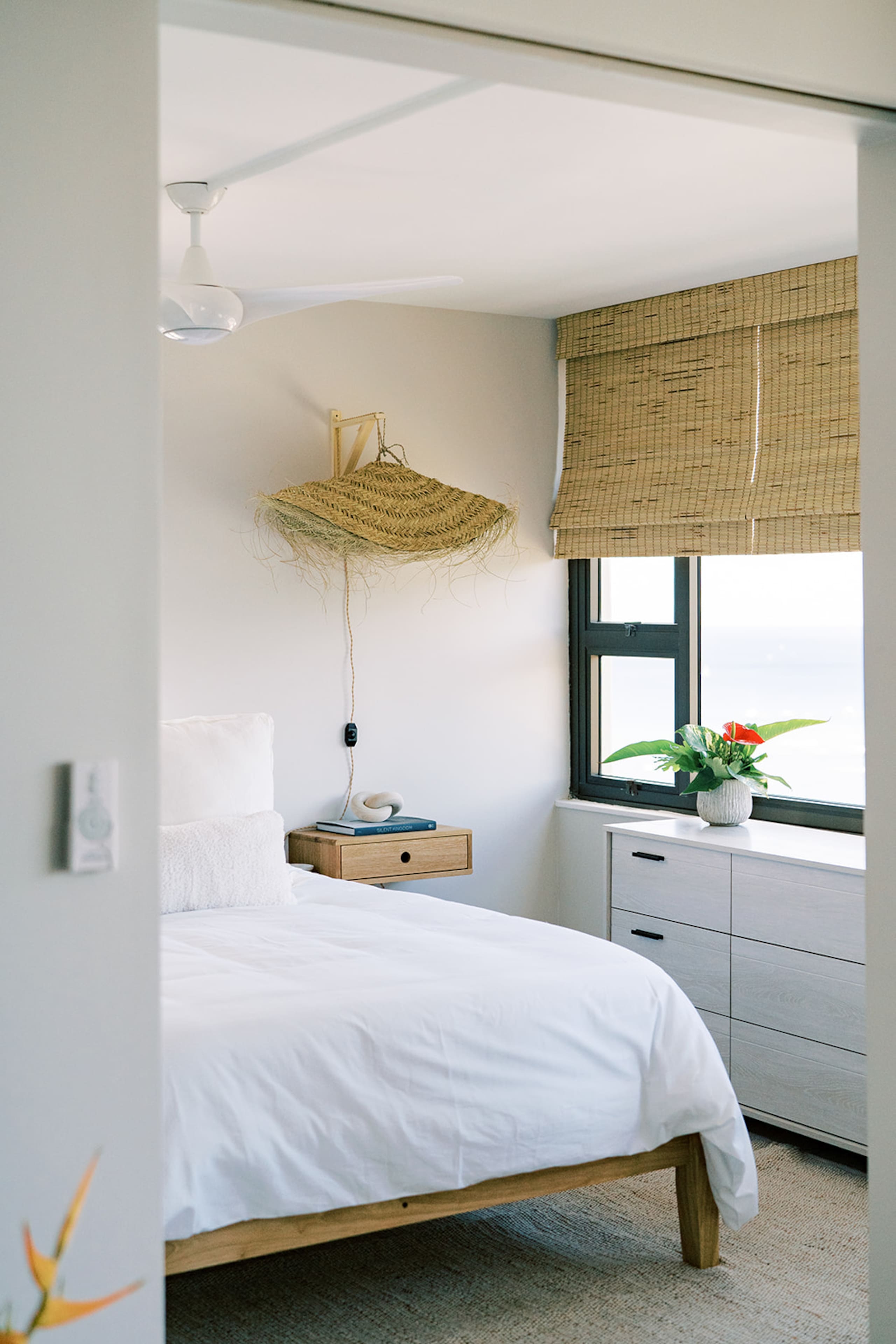 Home in Honolulu · ★4.97 · 1 bedroom · 2 beds · 1 bath - Image 36