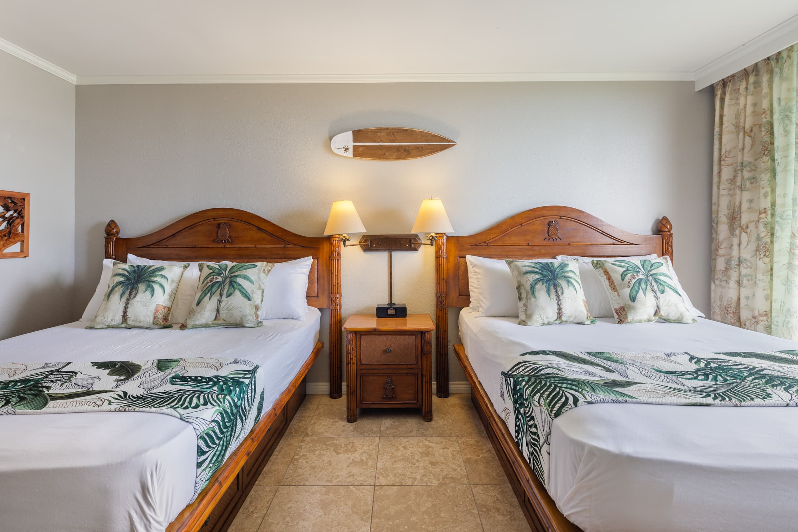 Condo in Honolulu · ★4.75 · 1 bedroom · 2 beds · 1 private bath - Image 6