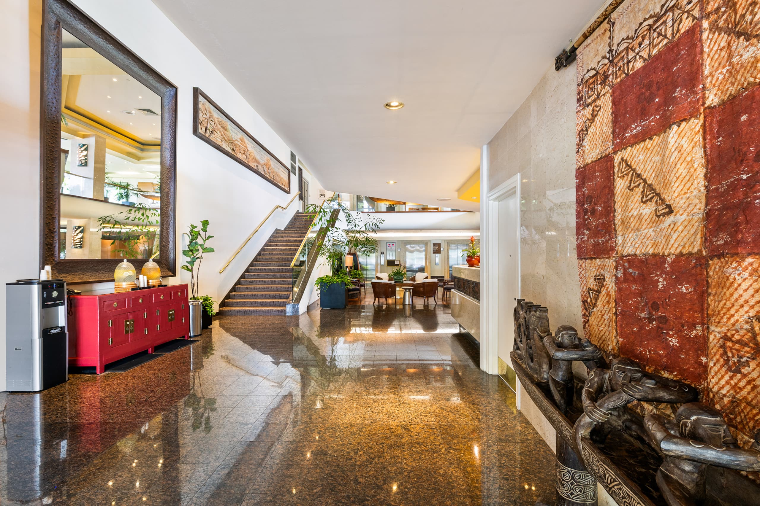 Condo in Honolulu · ★4.75 · 1 bedroom · 2 beds · 1 private bath - Image 36