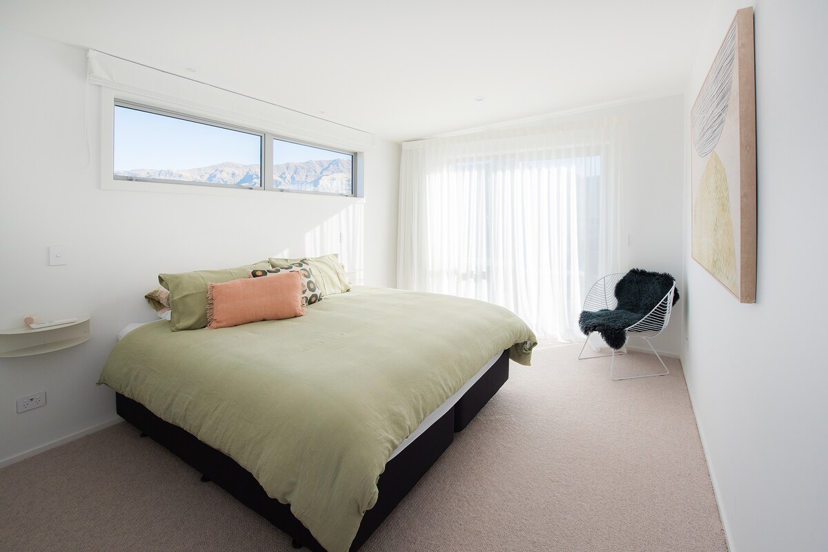 เตียงซูเปอร์คิงไซส์ - ห้องนอน 2