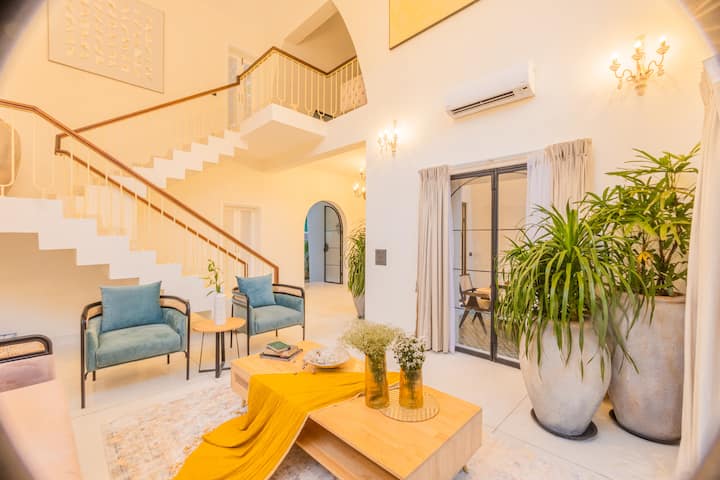Private Pool Luxury Villa - Security, AC, Terrace!