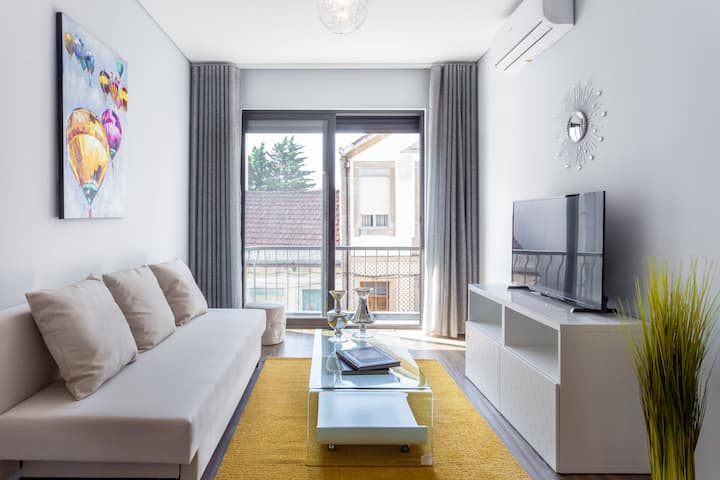 Urban Views Bright Apt Inspired By Palácio Cristal - Maia