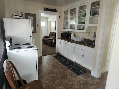 Successful Airbnb property: 2 Rooms Duplex Near Downtown with Quick Freeway in Ballpark