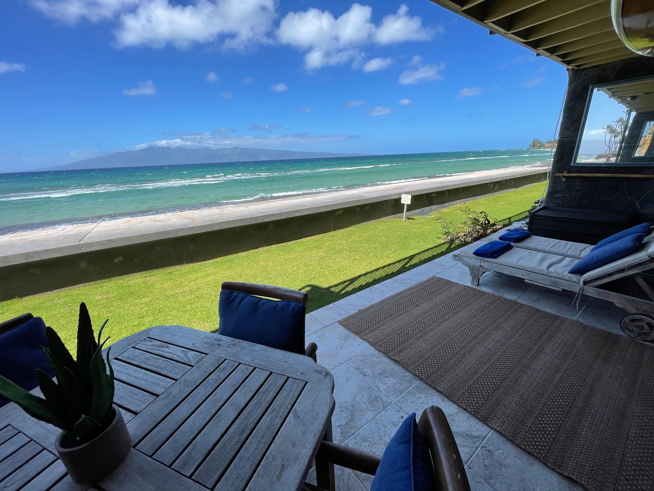 Condo in Lahaina · ★4.88 · 2 bedrooms · 3 beds · 1.5 baths - Image 16