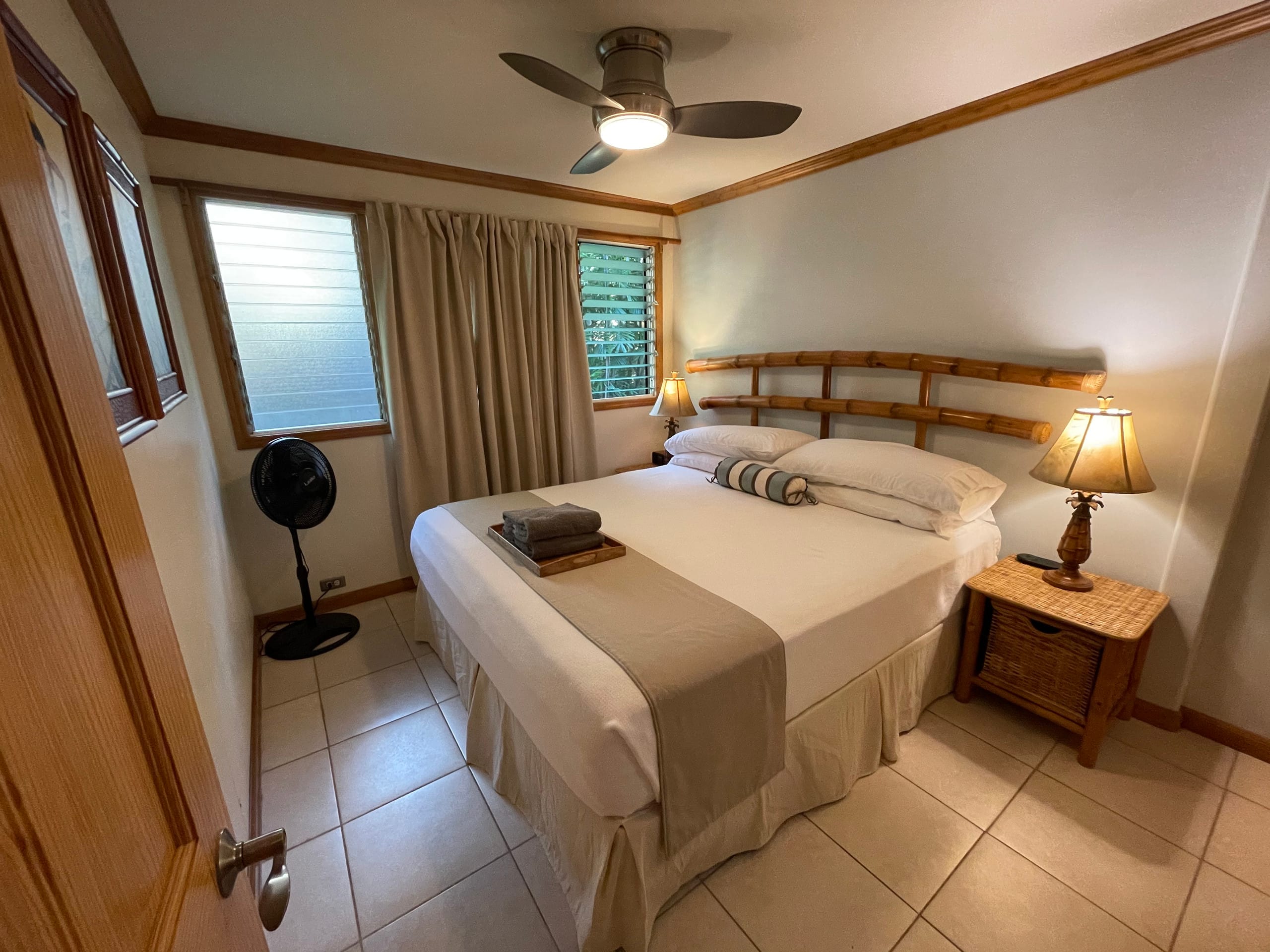 Condo in Lahaina · ★4.88 · 2 bedrooms · 3 beds · 1.5 baths - Image 9