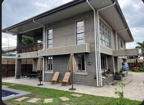 Casa De Leon is a Villa @ San Antonio, Zambales.