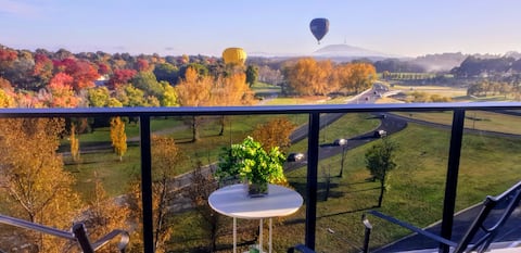 Successful Airbnb property: New comfy sunny apart with views-Gym Pool Netflix! in Phillip