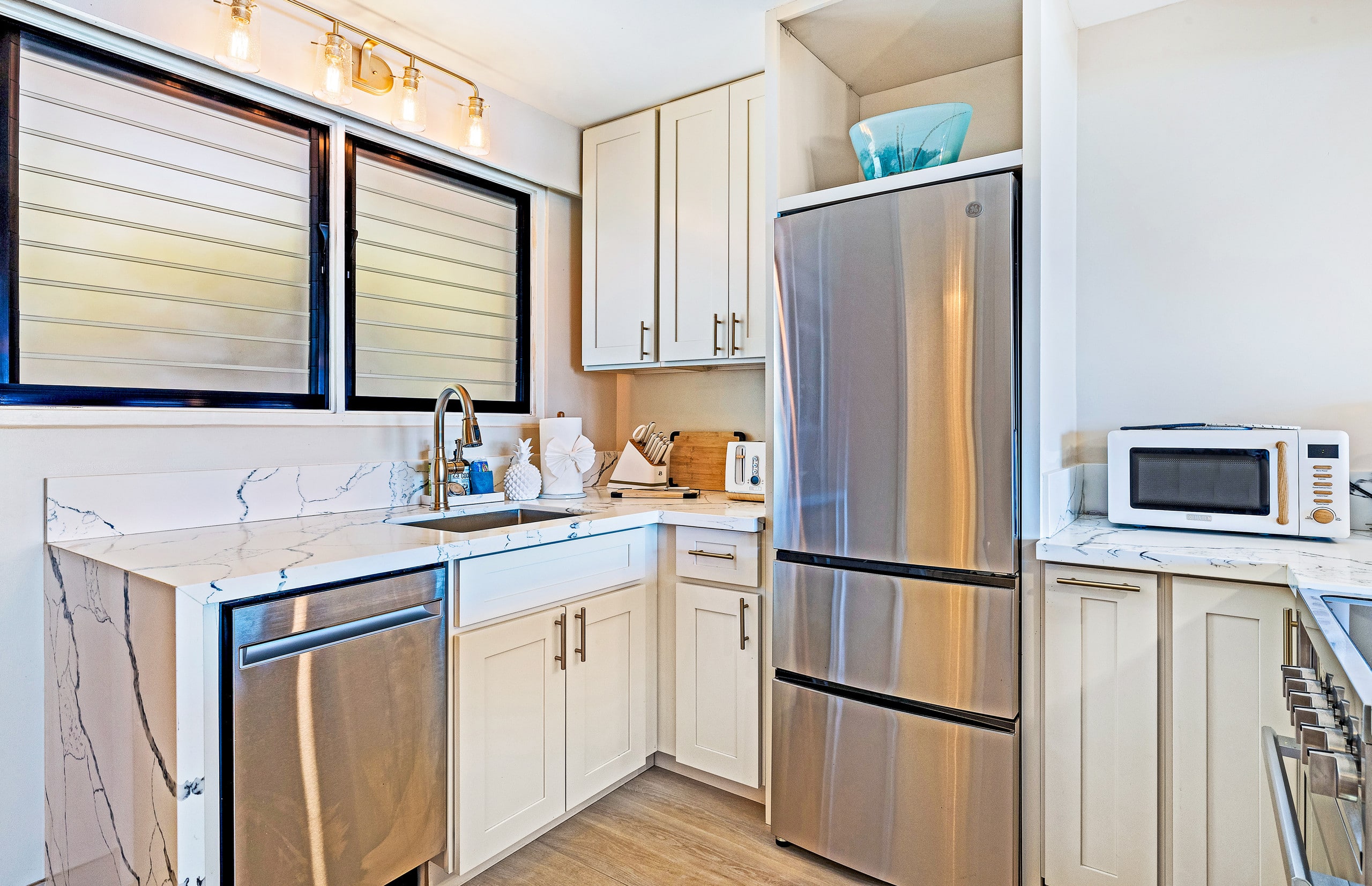 Condo in Lahaina · ★4.96 · Studio · 1 bed · 1 bath - Image 20