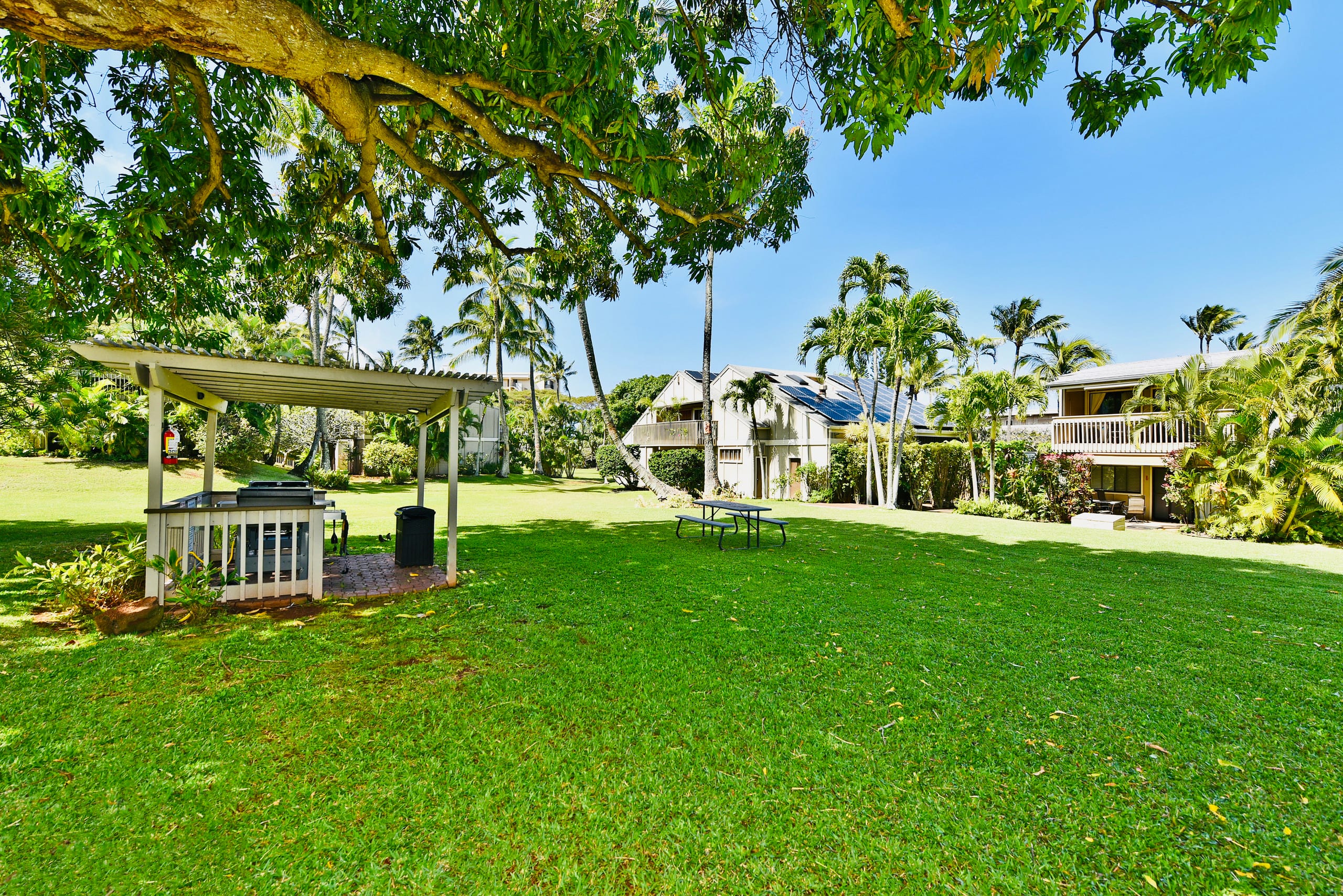 Condo in Lahaina · ★4.96 · Studio · 1 bed · 1 bath - Image 58