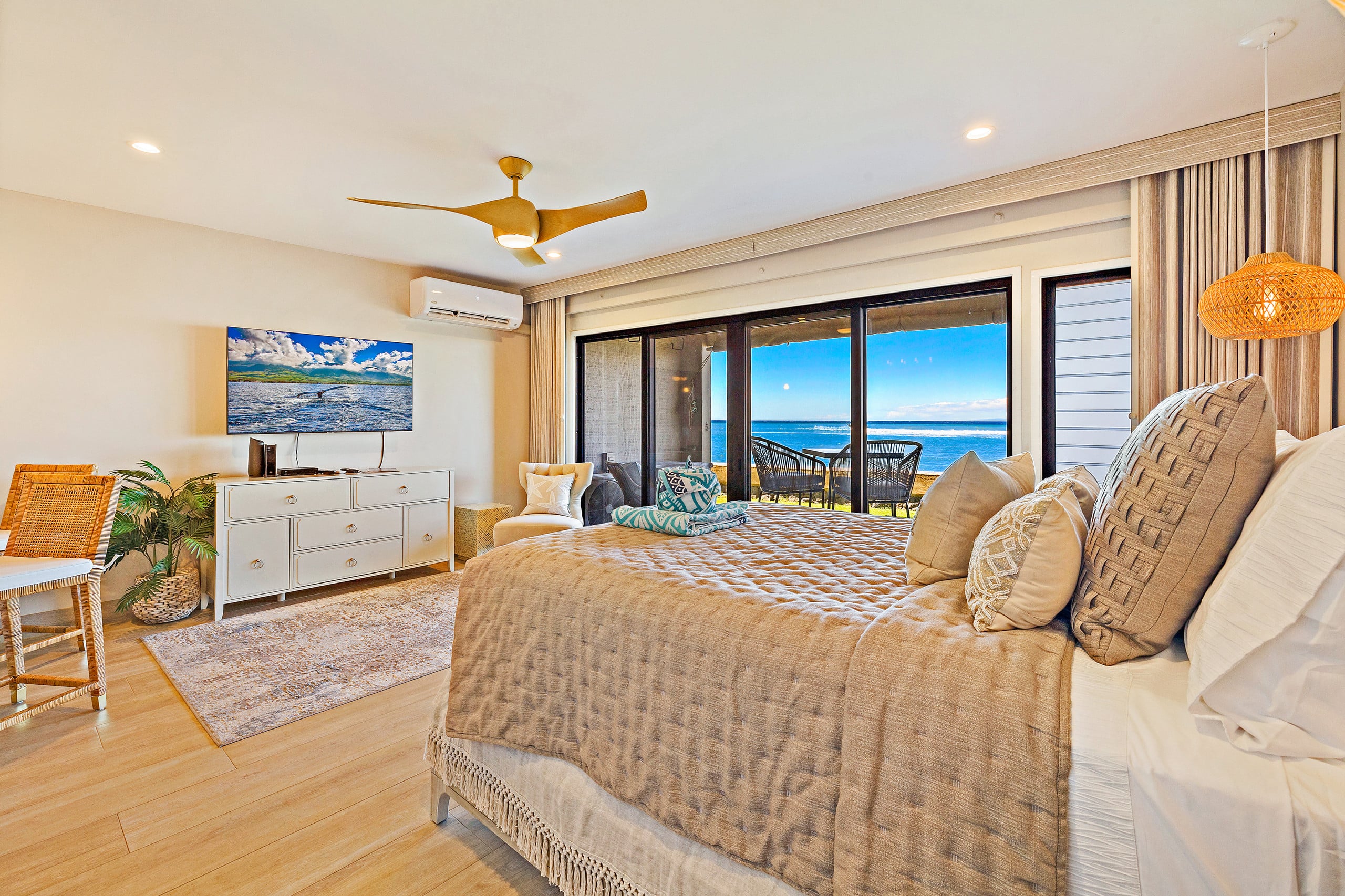Condo in Lahaina · ★4.96 · Studio · 1 bed · 1 bath - Image 5