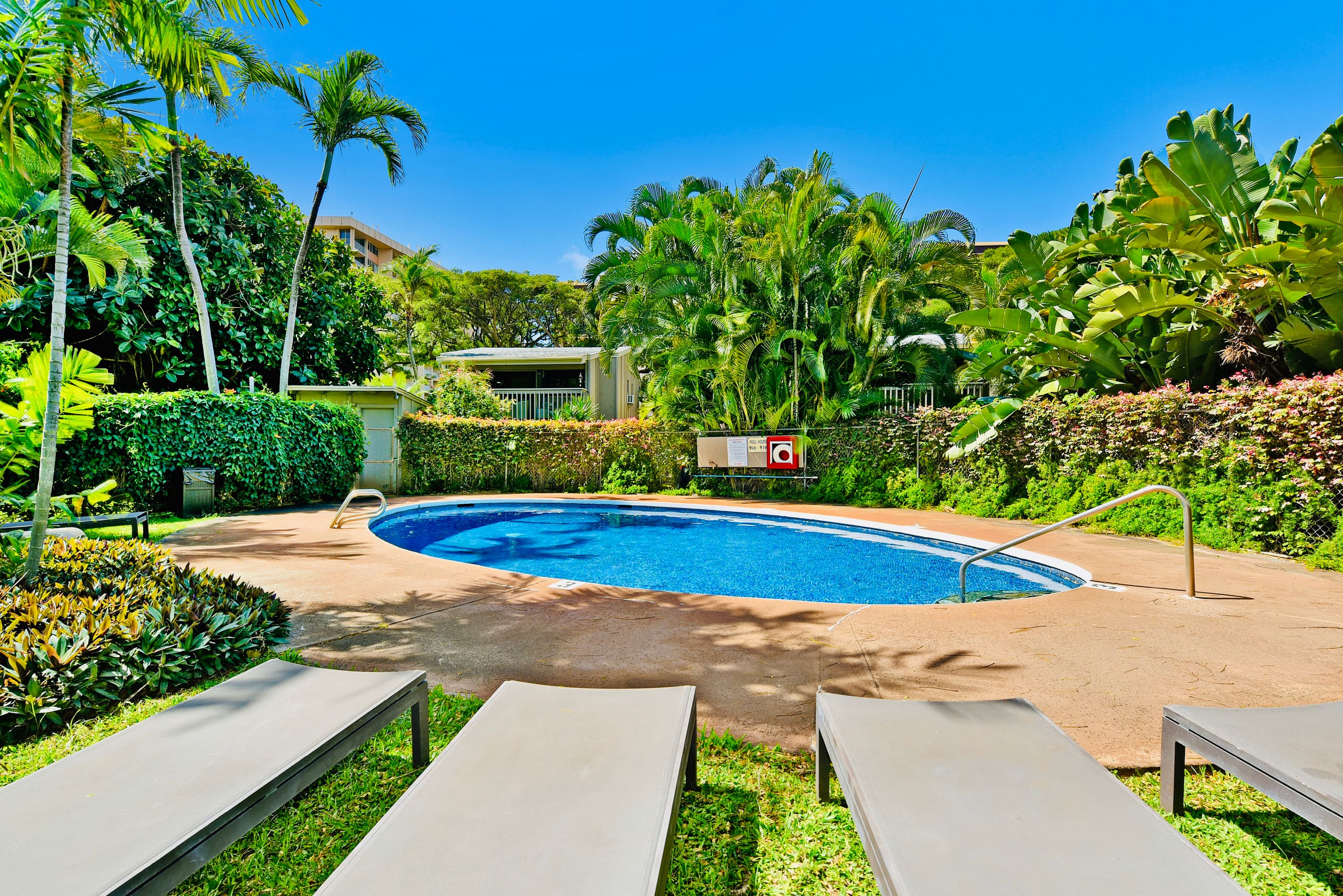 Condo in Lahaina · ★4.96 · Studio · 1 bed · 1 bath - Image 45