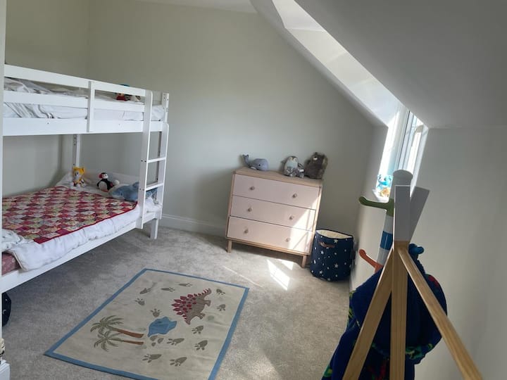 Spálňa 4